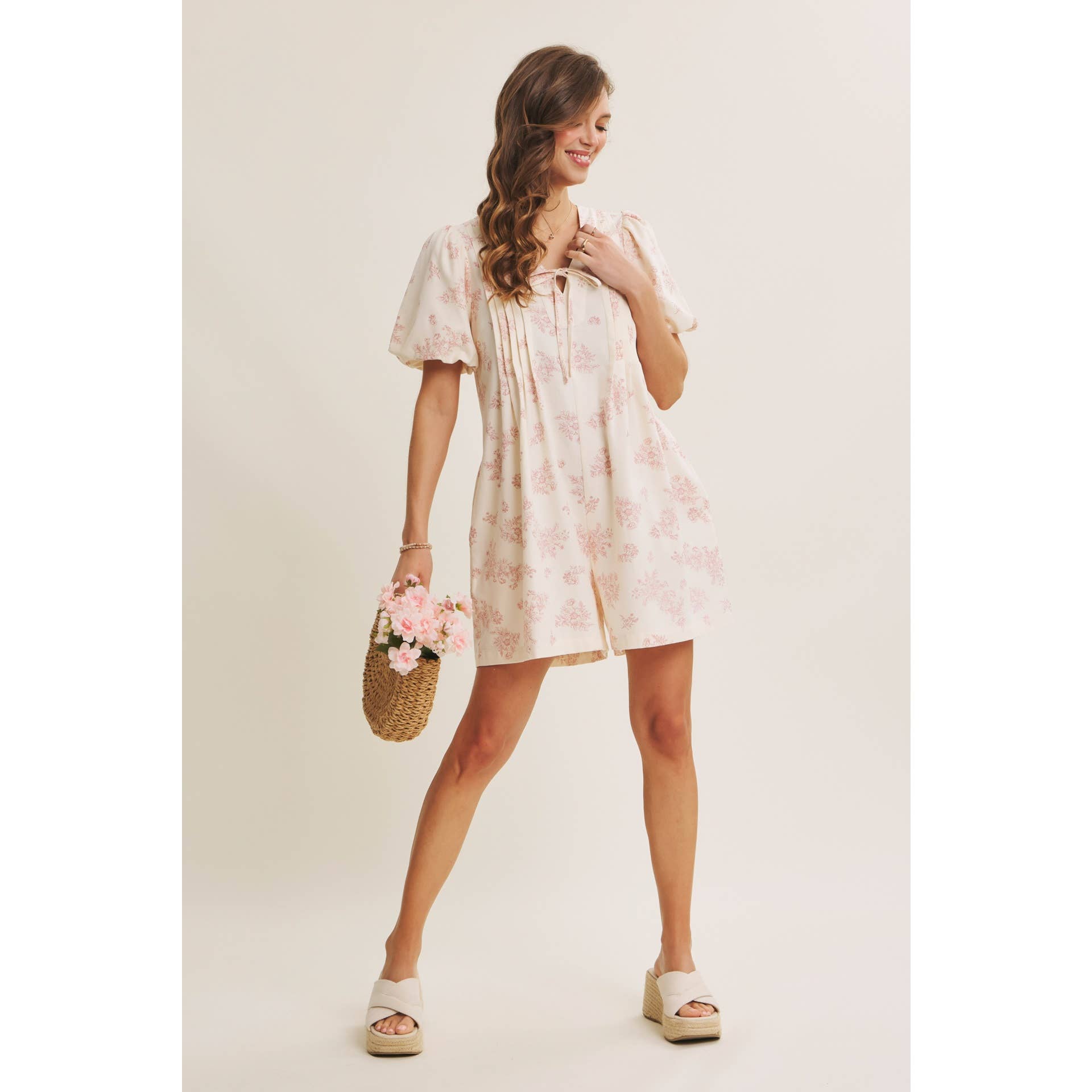 BLENDING CLASSIC WITH EASY SHAPE PLEATED TOILE ROMPER: NAVY BLUE / L