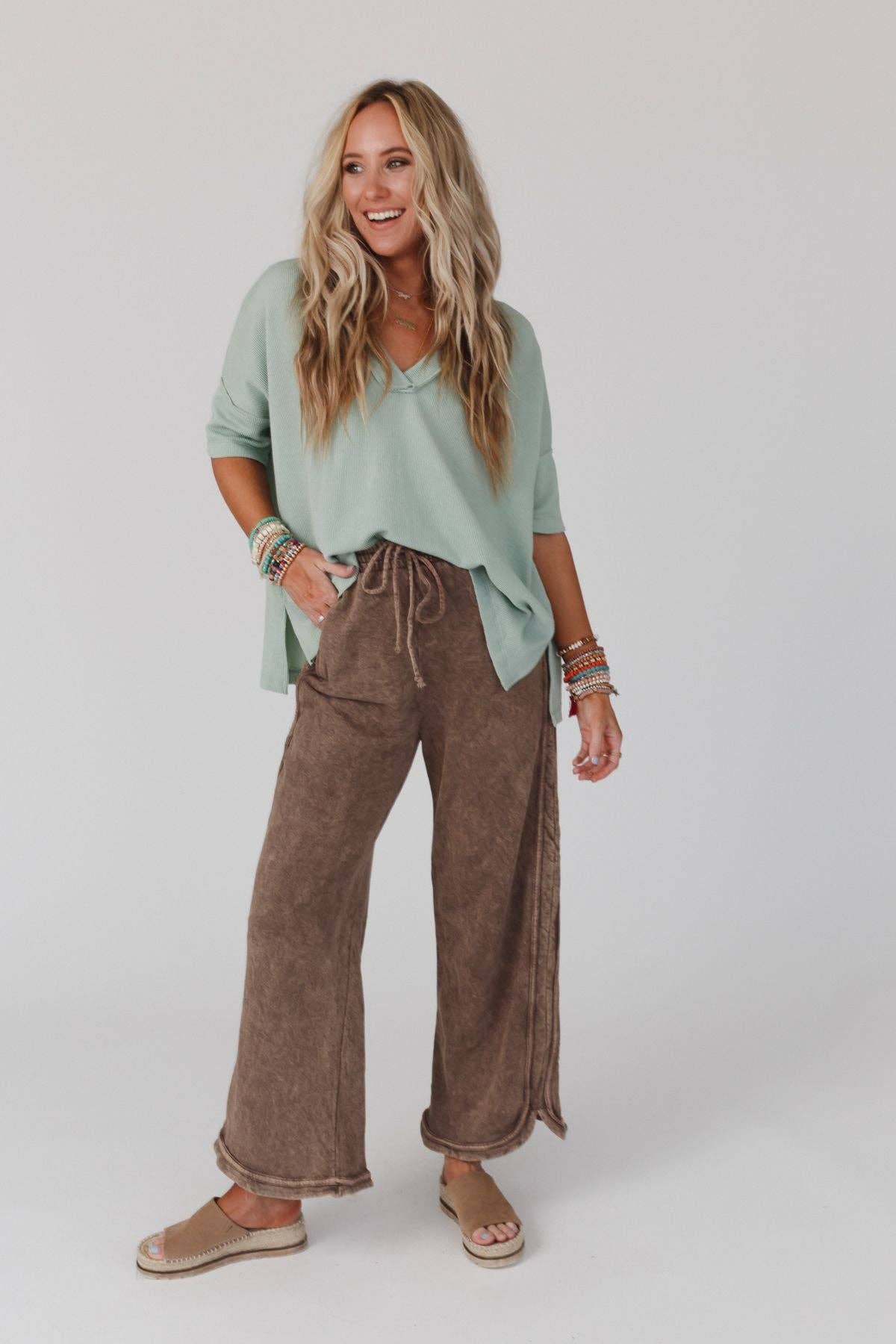 So Comfy Wide Leg Full Pant - New Mocha: M