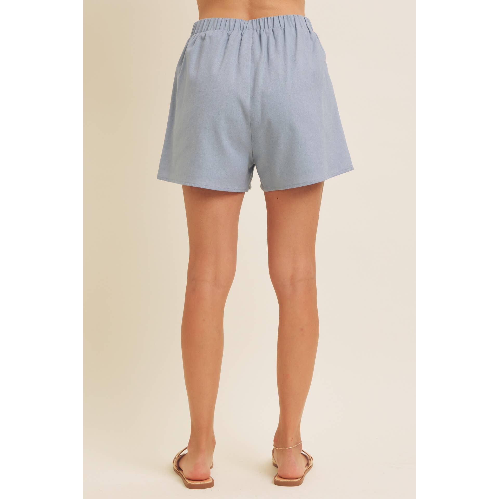STITCHED SERENITY LINEN-BLEND EMBROIDERED SHORTS: NATURAL/BLACK / S