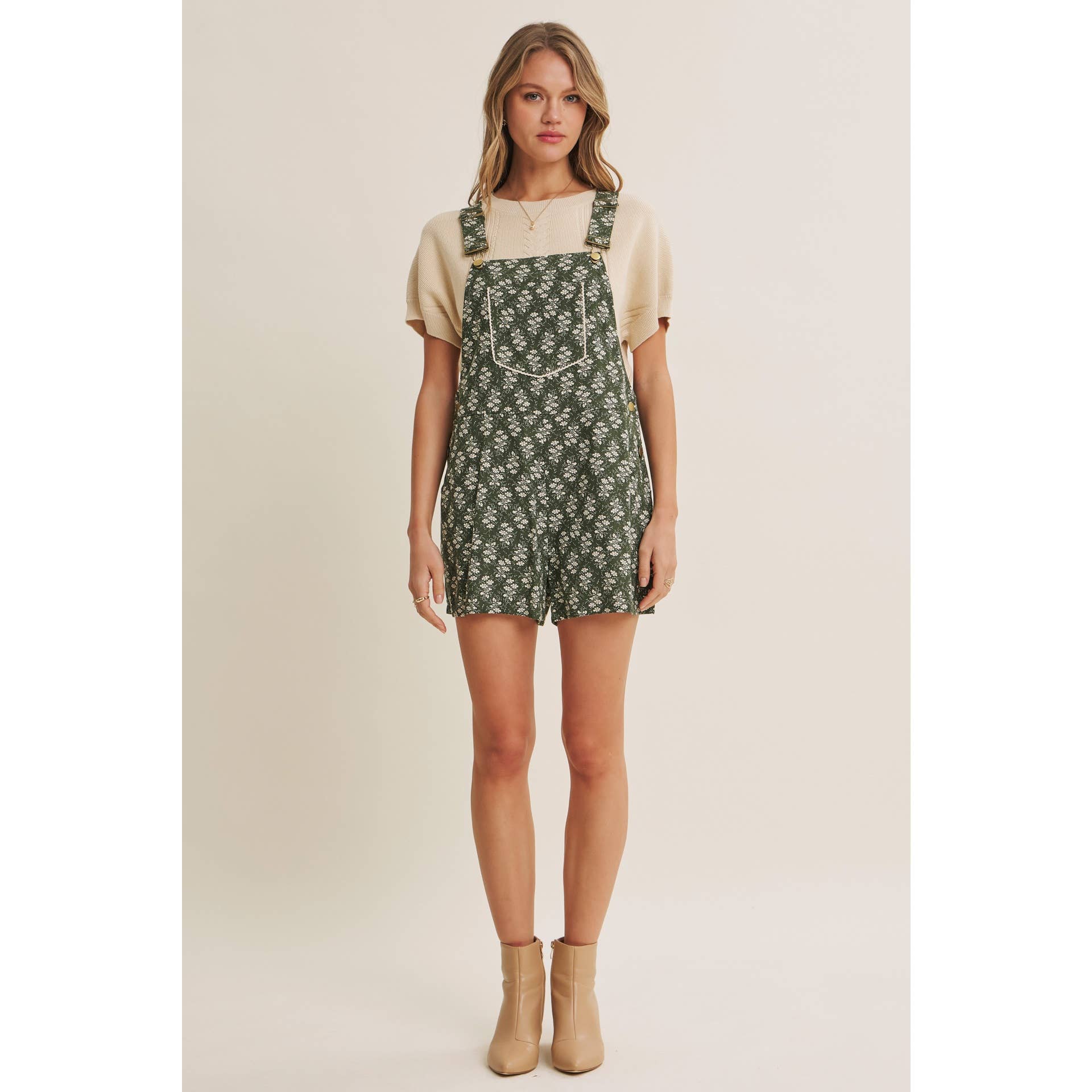 MEADOW BLOOM FLORAL SHORT OVERALL WITH LACE TRIM BIB POCKET