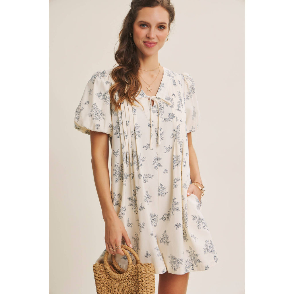 BLENDING CLASSIC WITH EASY SHAPE PLEATED TOILE ROMPER: NAVY BLUE / L