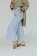 Simply You Wide Leg Jeans - Light Wash: S