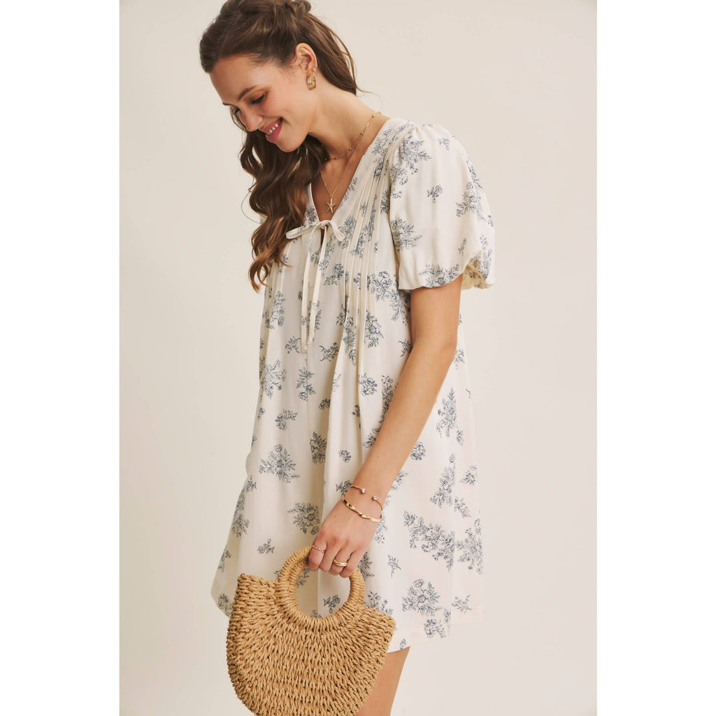 BLENDING CLASSIC WITH EASY SHAPE PLEATED TOILE ROMPER: NAVY BLUE / M