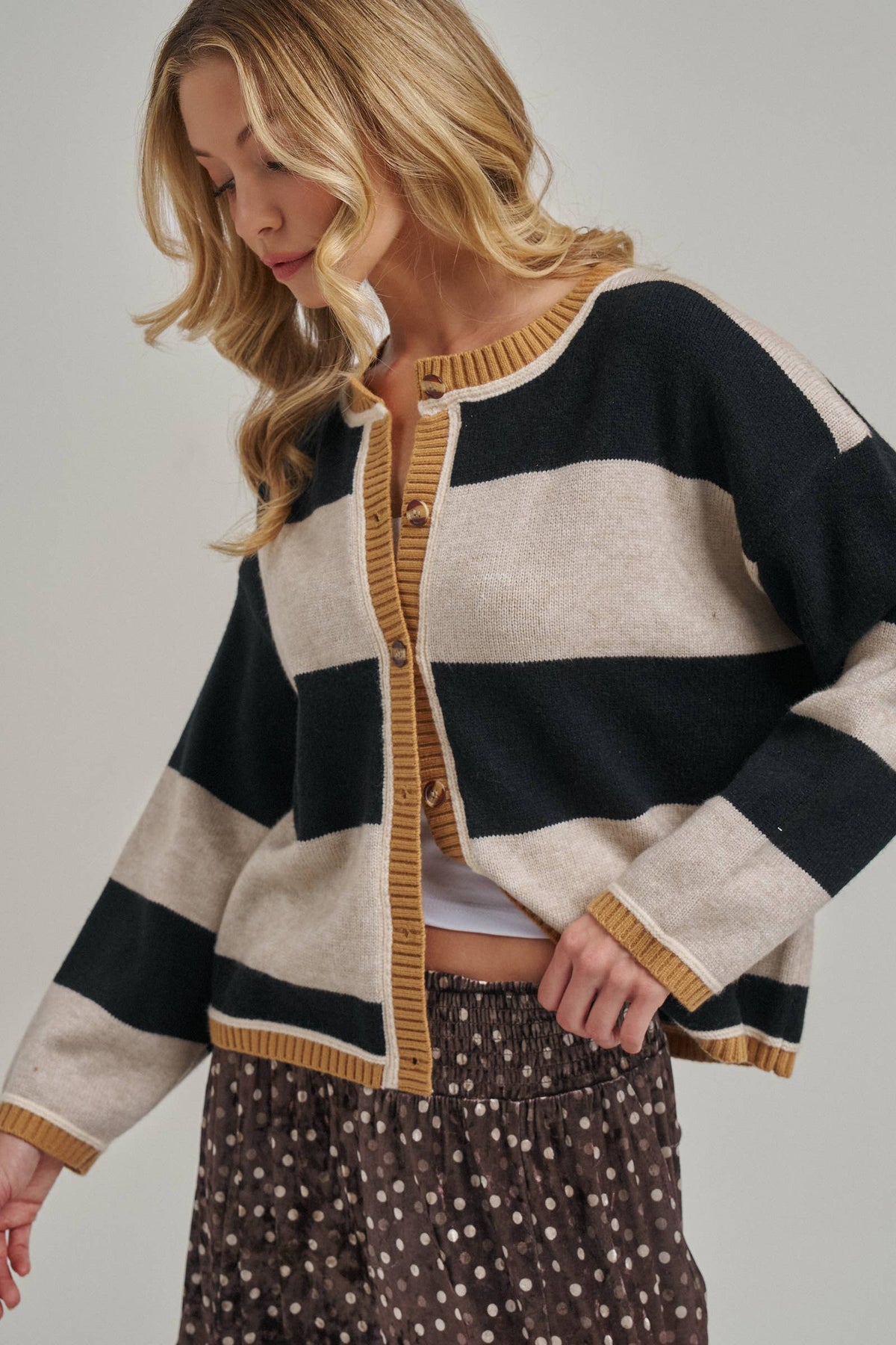 WIDE STRIPE EVERYDAY COZY FALL SWEATER CARDIGAN_JLT00445-01