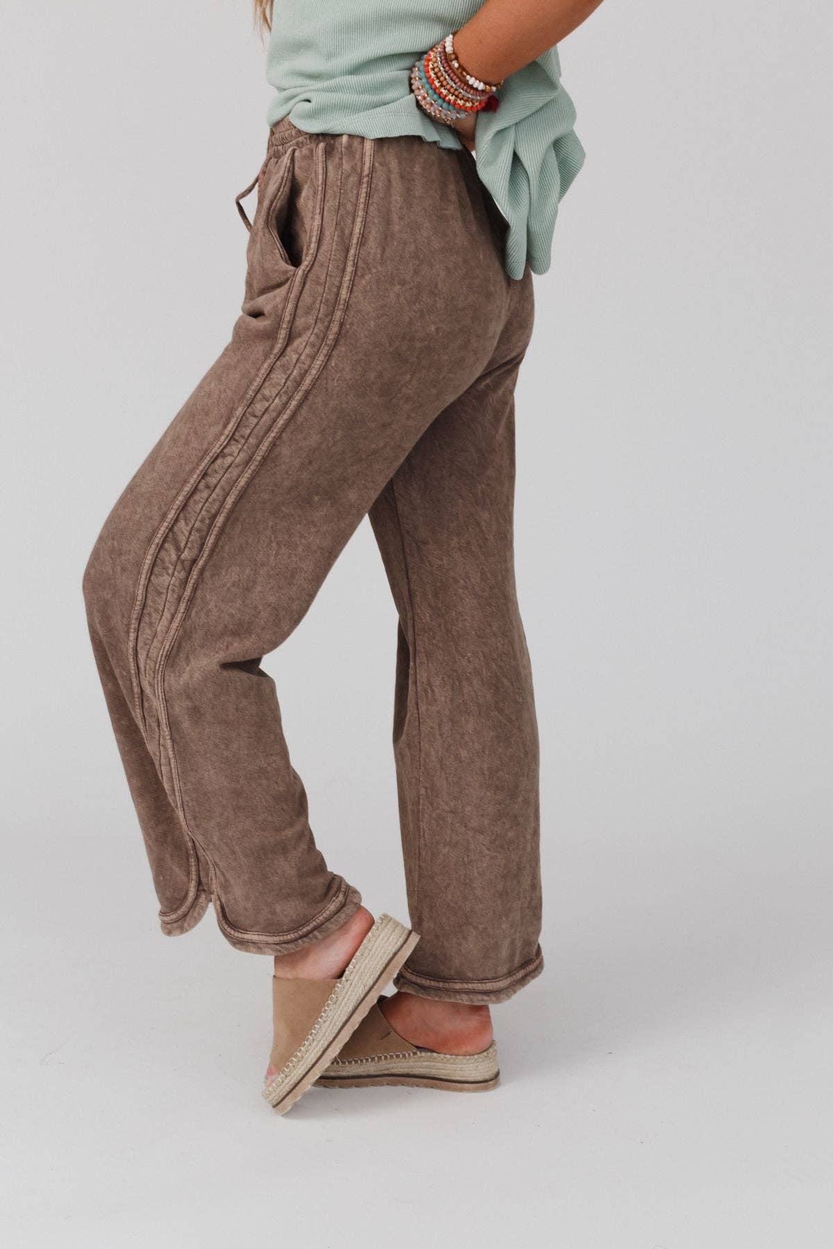 So Comfy Wide Leg Full Pant - New Mocha: L