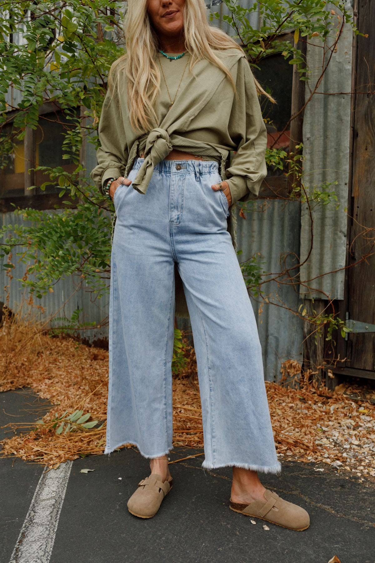Simply You Wide Leg Jeans - Light Wash: S