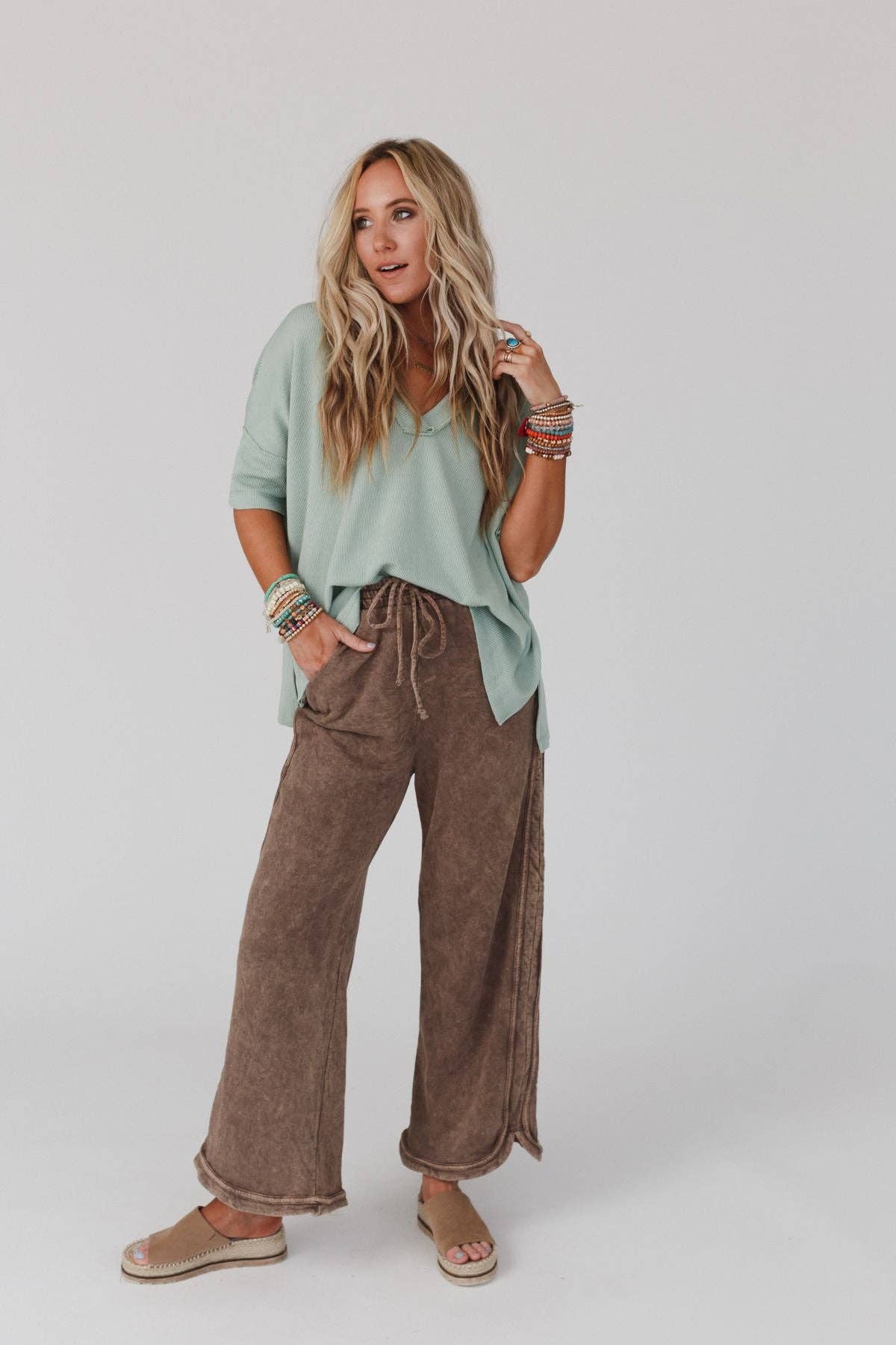 So Comfy Wide Leg Full Pant - New Mocha: M