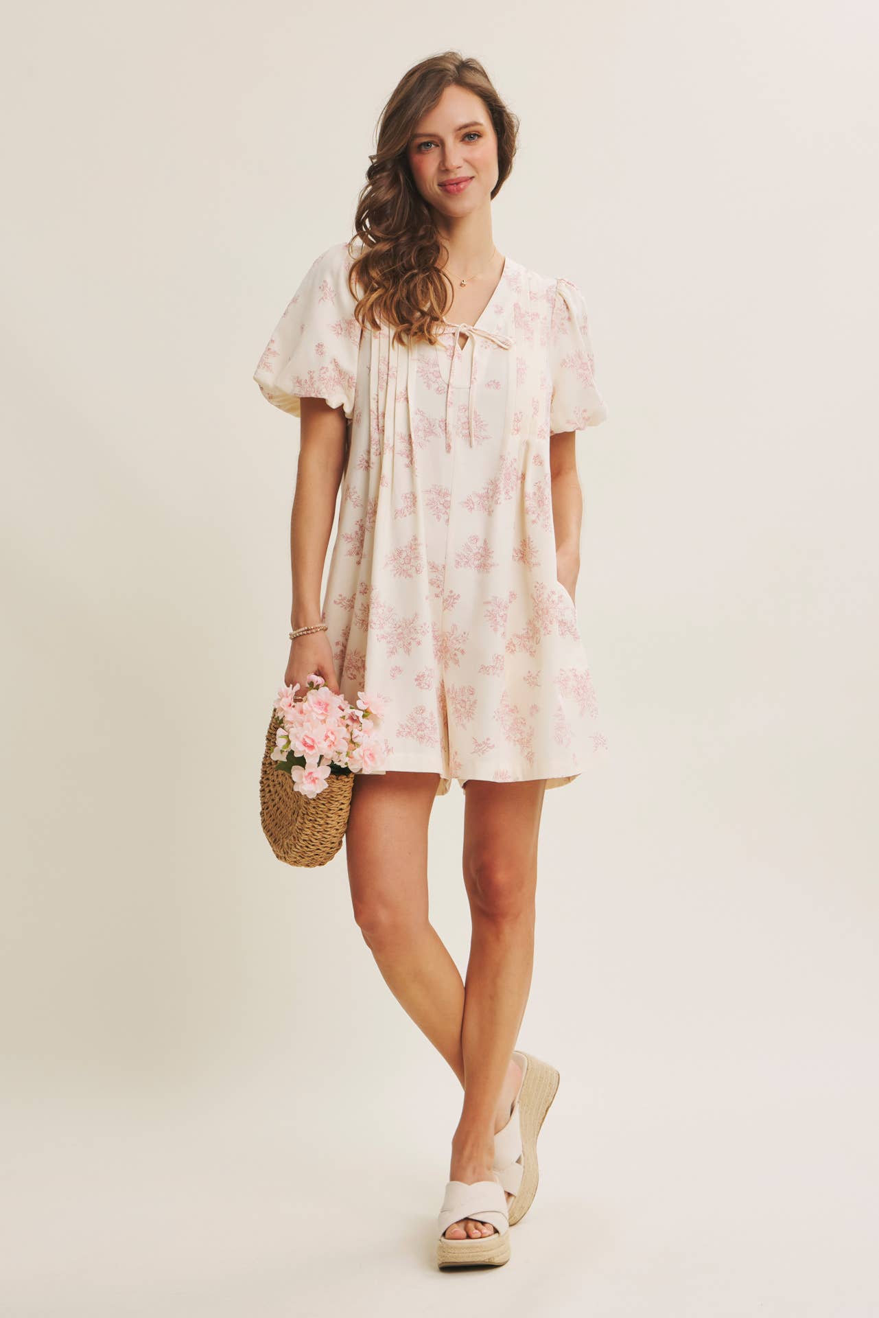 BLENDING CLASSIC WITH EASY SHAPE PLEATED TOILE ROMPER: NAVY BLUE / S