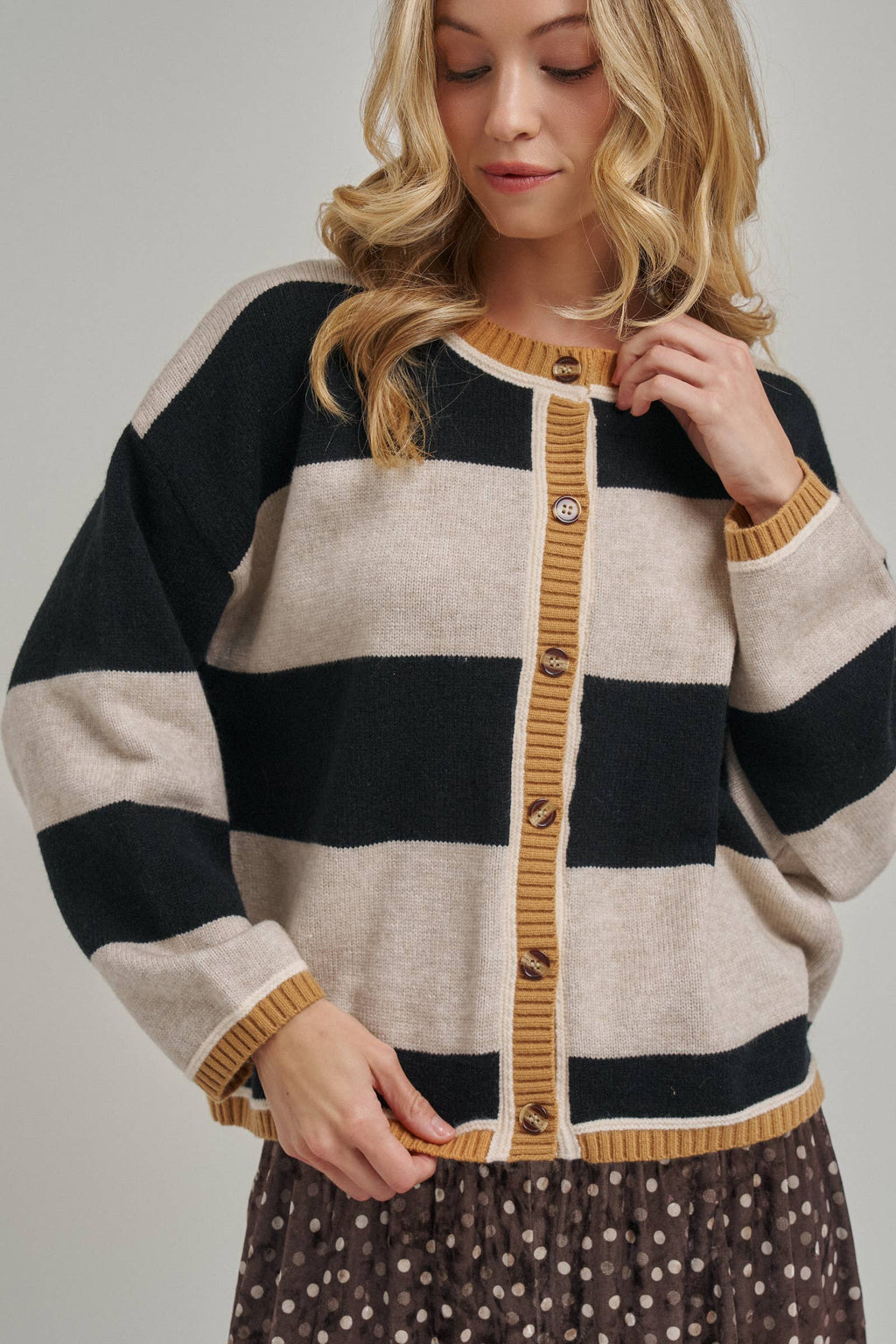 WIDE STRIPE EVERYDAY COZY FALL SWEATER CARDIGAN_JLT00445-01